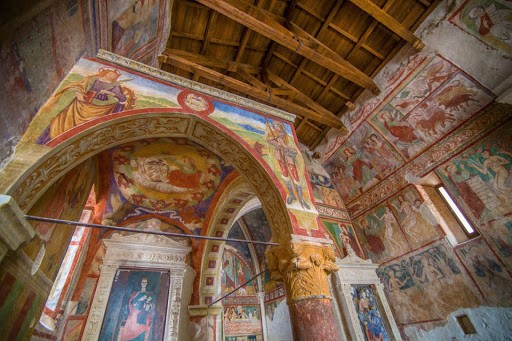 L'Abruzzo delle arti. Dalla Chiesa di Santa Maria ad Cryptas a Bominaco con la famosa Cappella Sistina d'Abruzzo 8