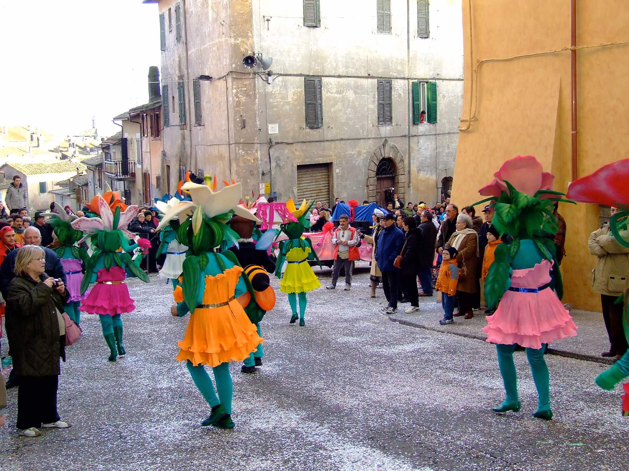 UNA DOMENICA CARNEVALESCA A RONCIGLIONE 5