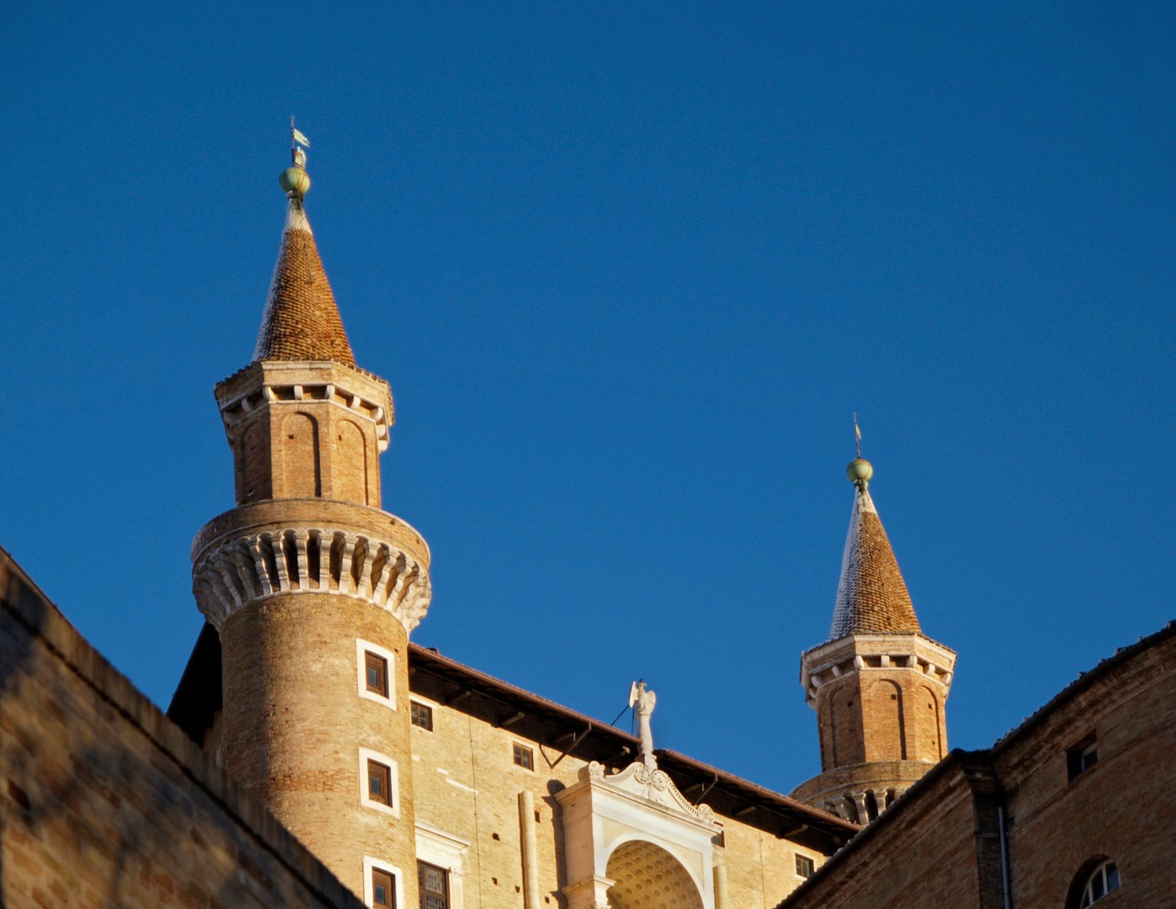 TUTTO ESAURITO! Weekend esperienziale: tra presepi, candele e sapori a Candelara, Gubbio, Urbino e Carpegna. 8