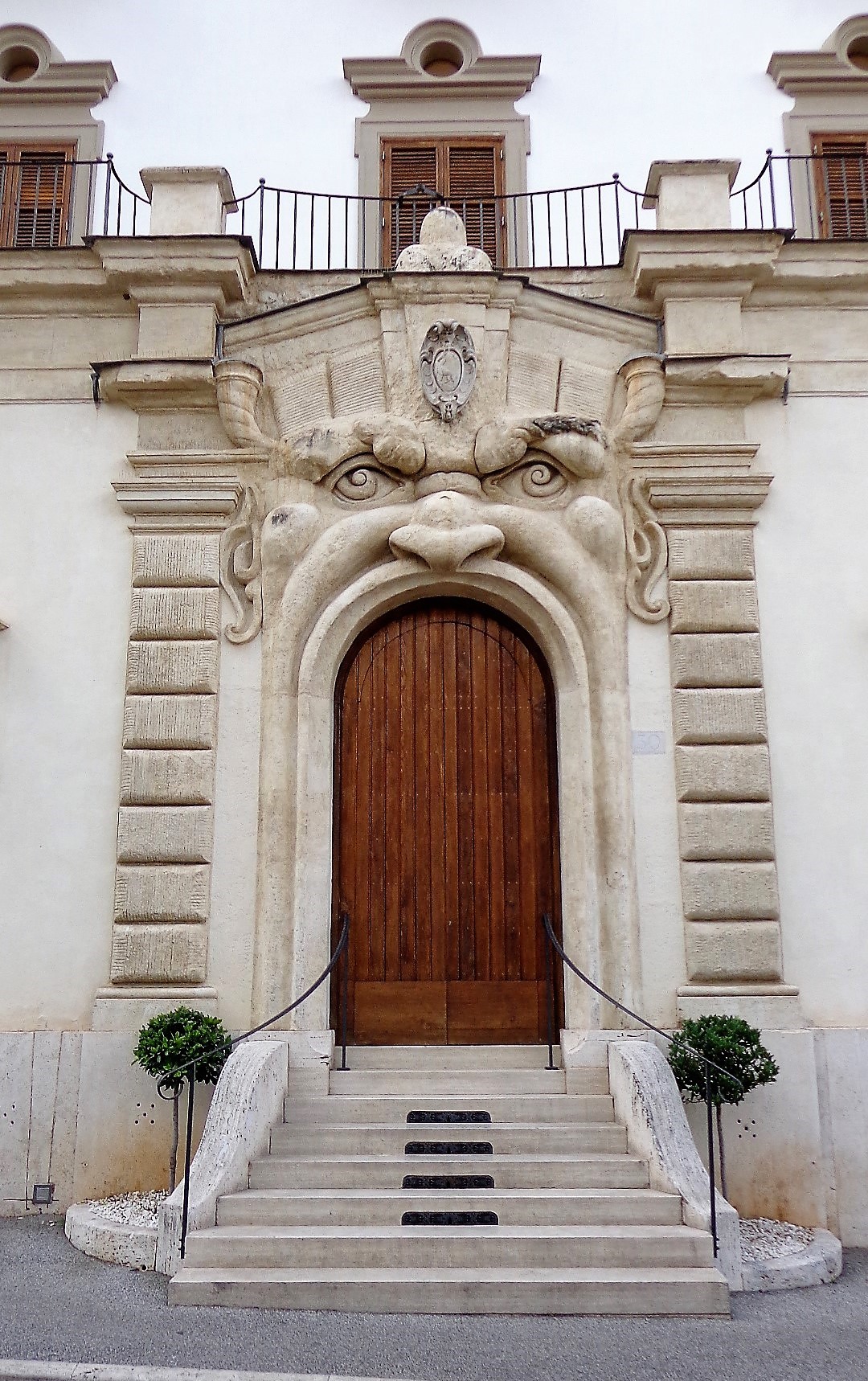 I colori e i segreti di Villa Borghese 5