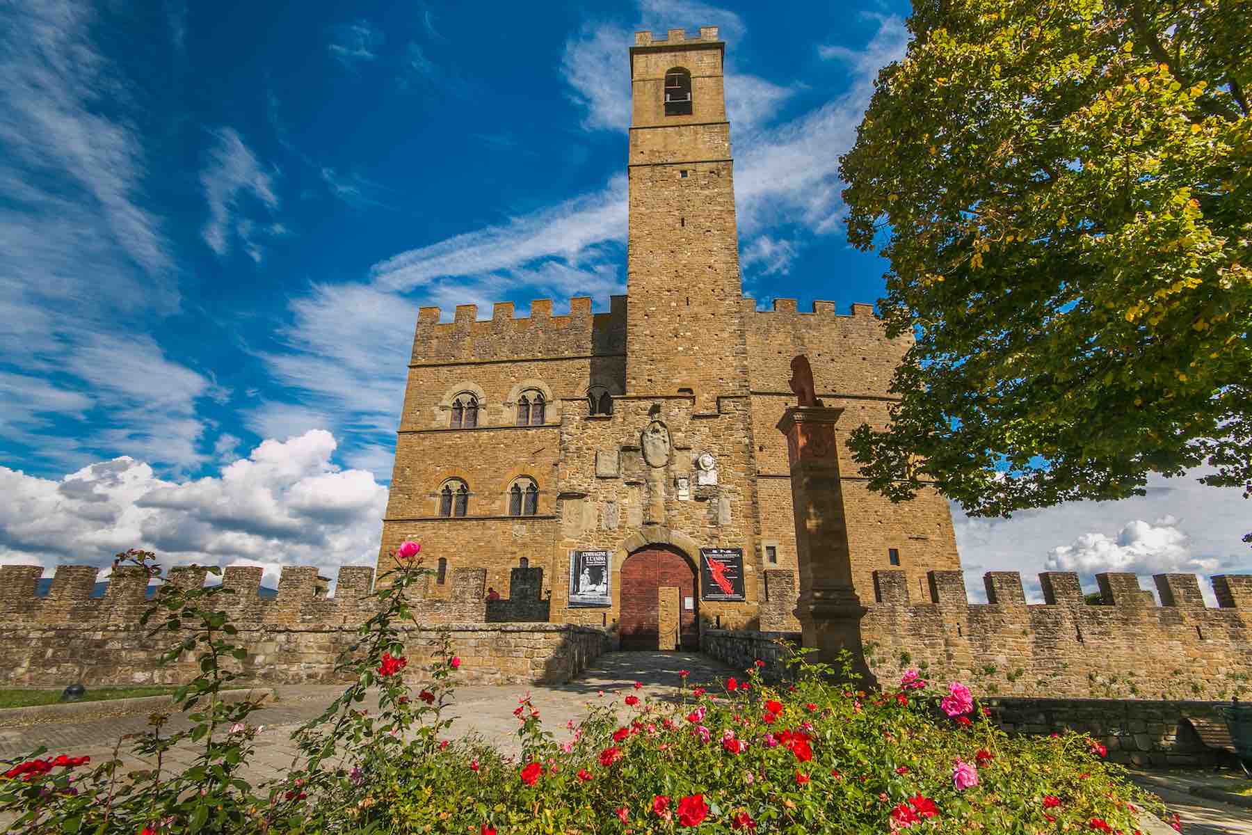 Un tuffo nel Medioevo toscano: il Carnevale storico di Bibbiena e pranzo in Castello 9