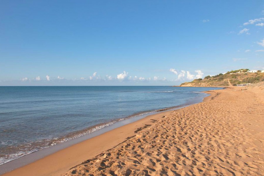 Sicilia Insolita: Il Festival del Cous Cous di San Vito lo Capo e il Cretto di Burri 4