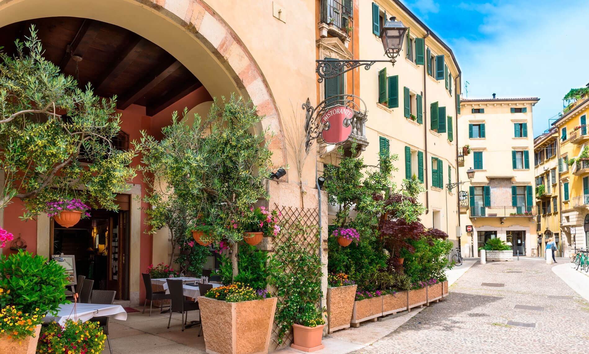 Tour sulle sponde del lago di Garda 13