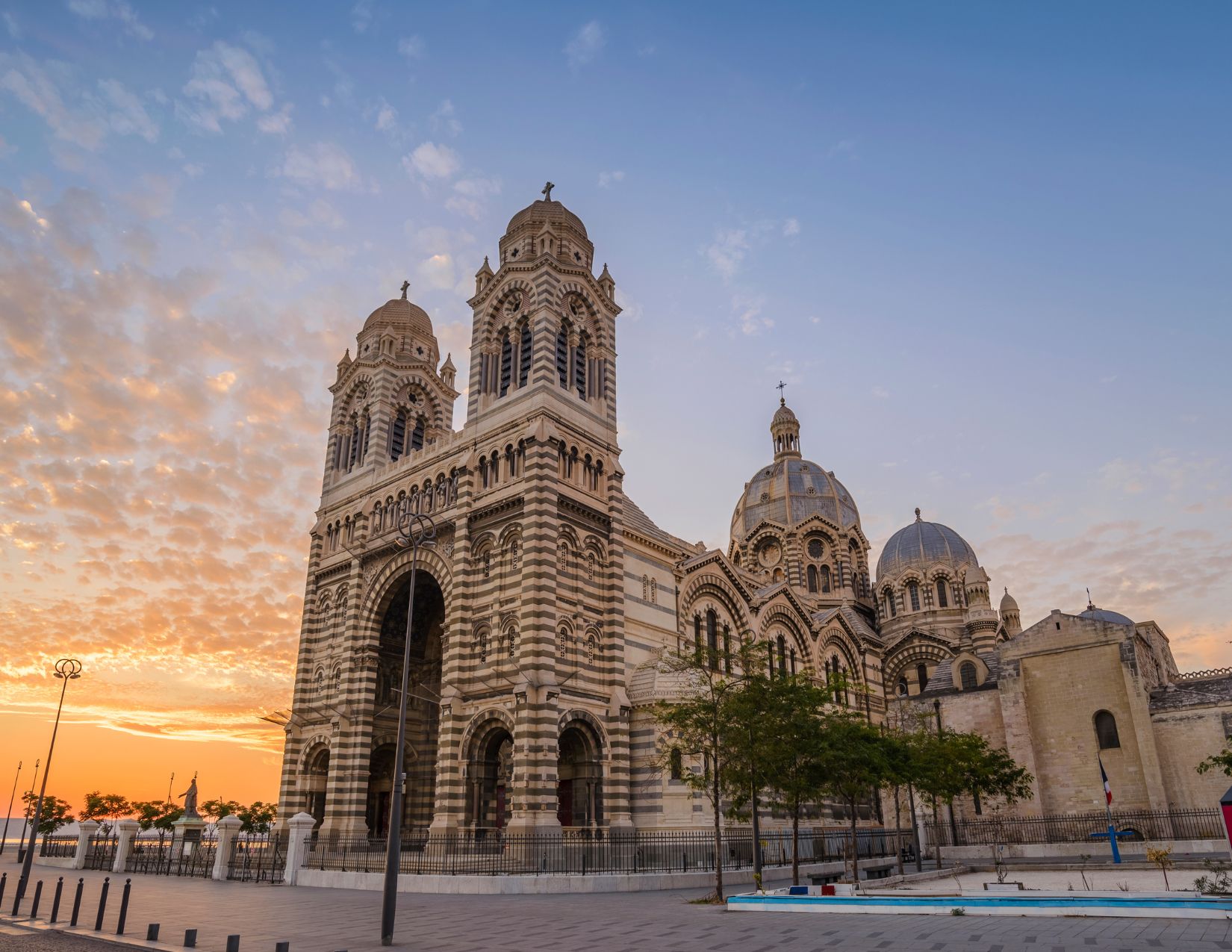 Gordes / Abbazia di Sénanque / Isle-sur-la-Sorgue