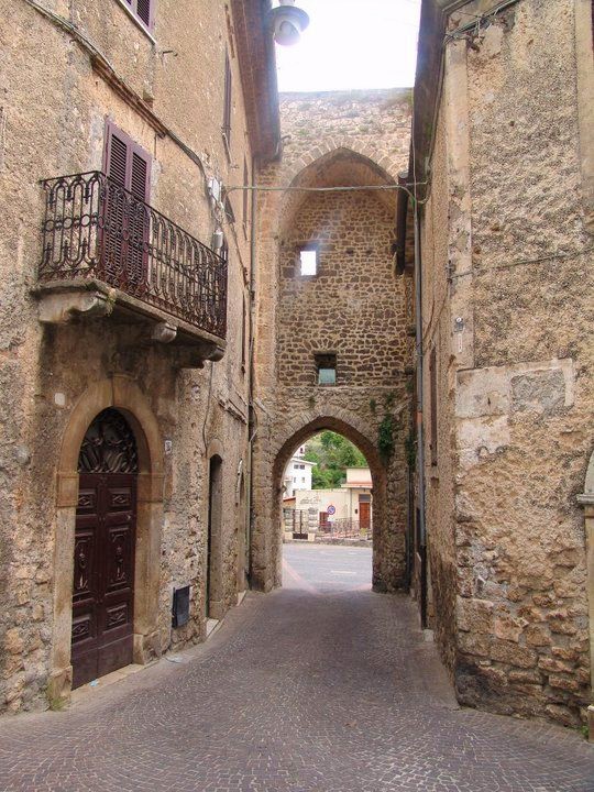 Gita fuori porta con pranzo. Tra Mura ciclopiche e borghi medievali 14