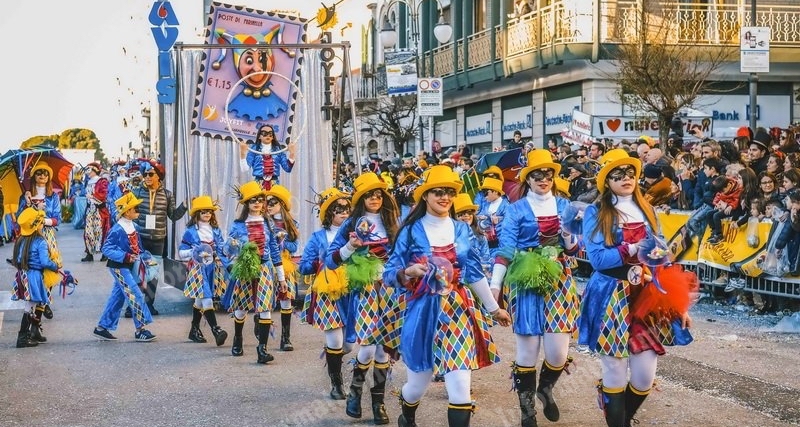 Tra maschere e carri: il Carnevale di Putignano e di Massafra 8