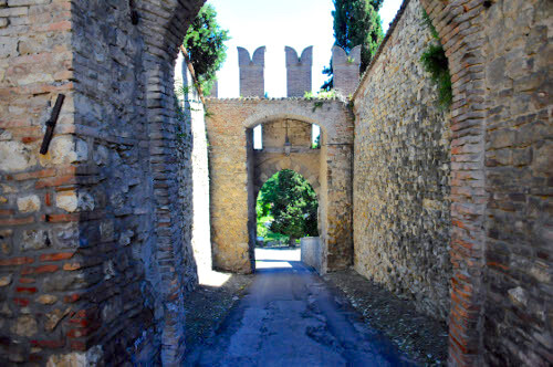Tour dell'Emilia. Tra antichi Castelli e magici Borghi 14