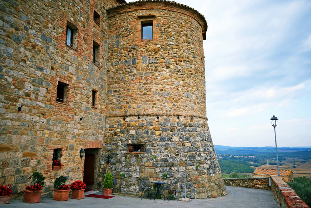 Capodanno in Toscana tra borghi e poesia 17