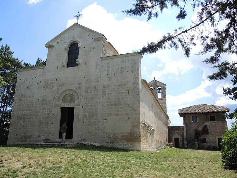 L'Abruzzo delle arti. Dalla Chiesa di Santa Maria ad Cryptas a Bominaco con la famosa Cappella Sistina d'Abruzzo 2