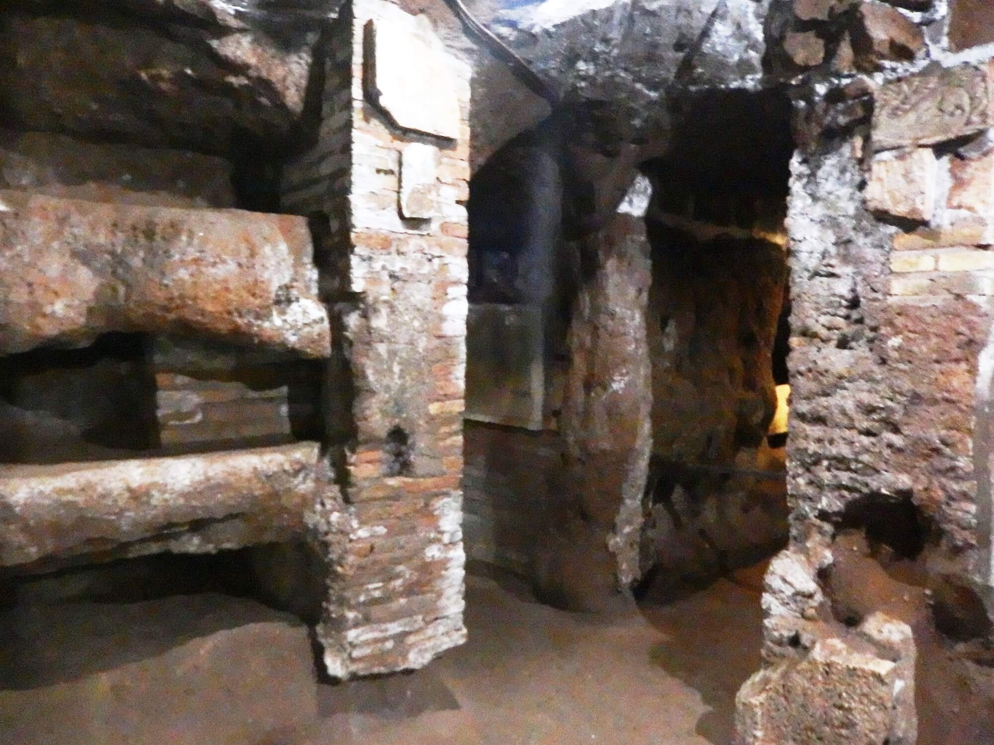 I segreti delle Catacombe e la storia dell'Appia Antica 5