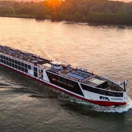 Crociera sul Danubio tra i Mercatini di Natale: Bratislava, Vienna e Litz