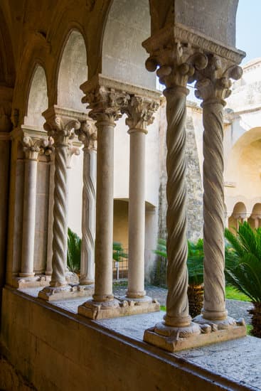 Gli Scorci di Bassiano e il mistero dell'Abbazia di Fossanova 5