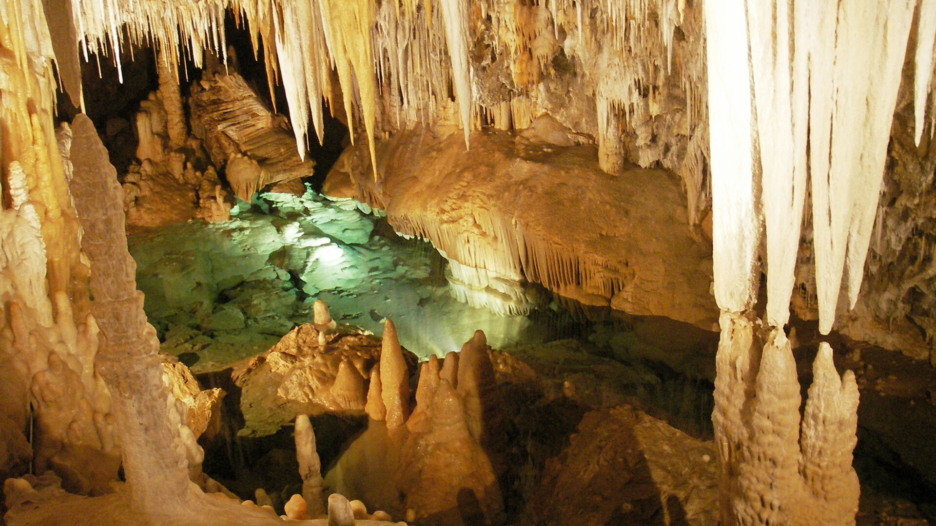 Meraviglie d’Abruzzo: L’Aquila e le Grotte di Stiffe 4