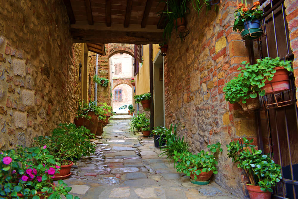 Capodanno in Toscana tra borghi e poesia 16