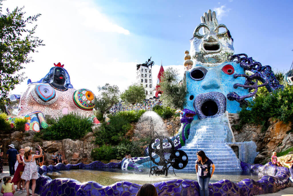 Capalbio e la magia del Giardino dei Tarocchi 8