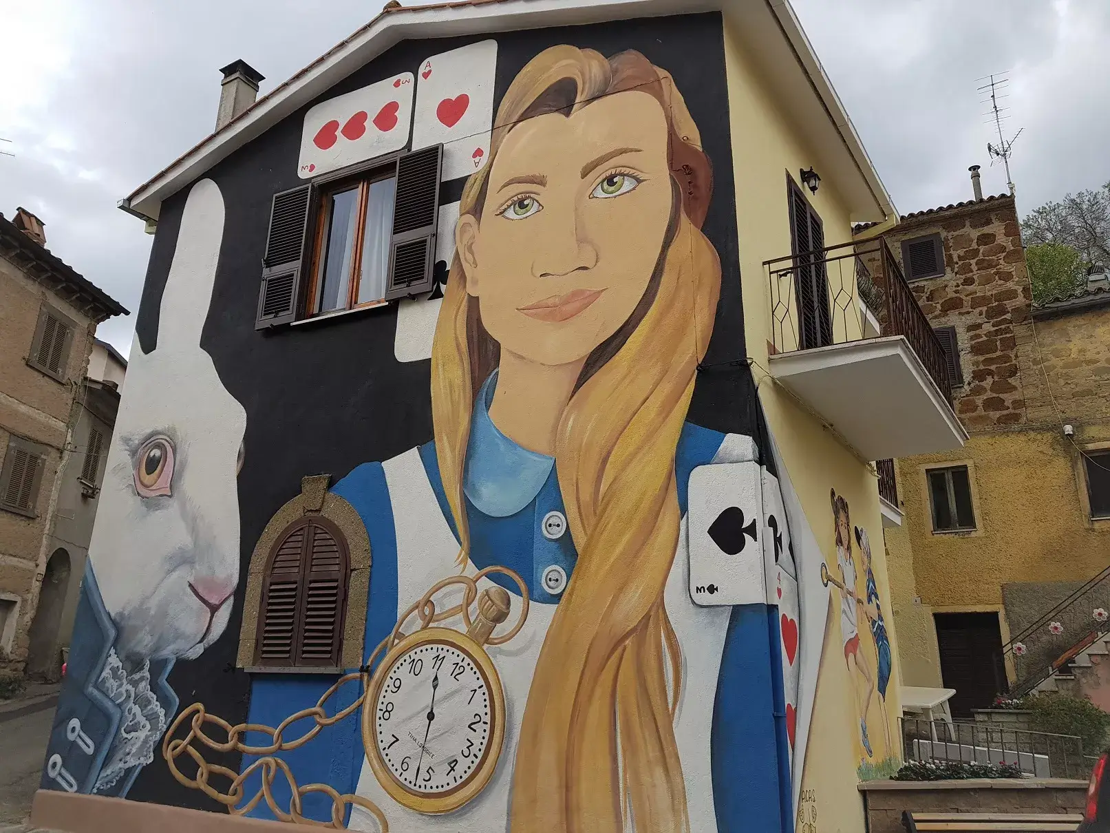 Il giardino d'artista della Serpara e Sant'Angelo, il borgo delle Fiabe 6