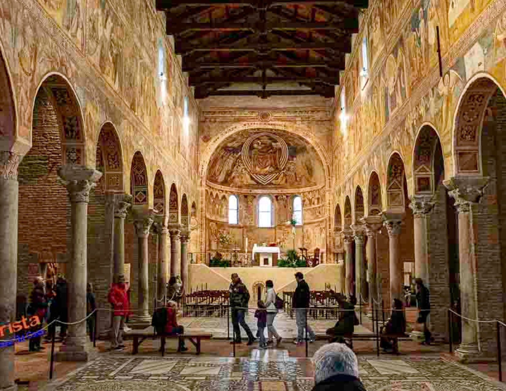 Canali in festa: Il Carnevale sull'acqua di Comacchio e il Delta del Po 4