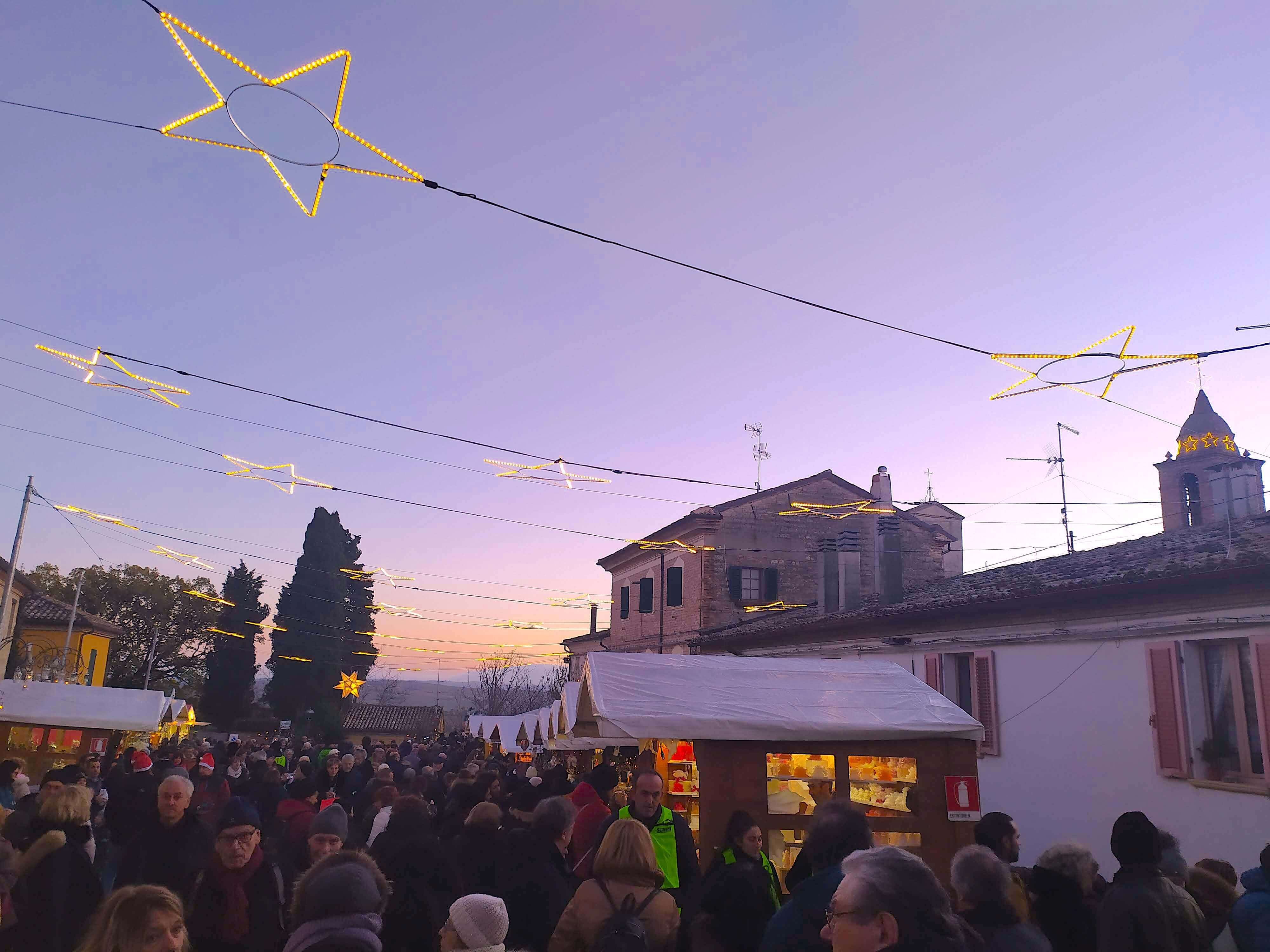 TUTTO ESAURITO! Weekend esperienziale: tra presepi, candele e sapori a Candelara, Gubbio, Urbino e Carpegna. 6