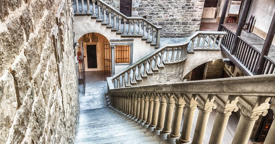 Un tuffo nel Medioevo toscano: il Carnevale storico di Bibbiena e pranzo in Castello 10