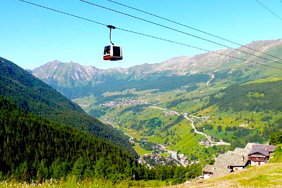 Tour della Valle d'Aosta. Alle pendici del Monte Bianco 22