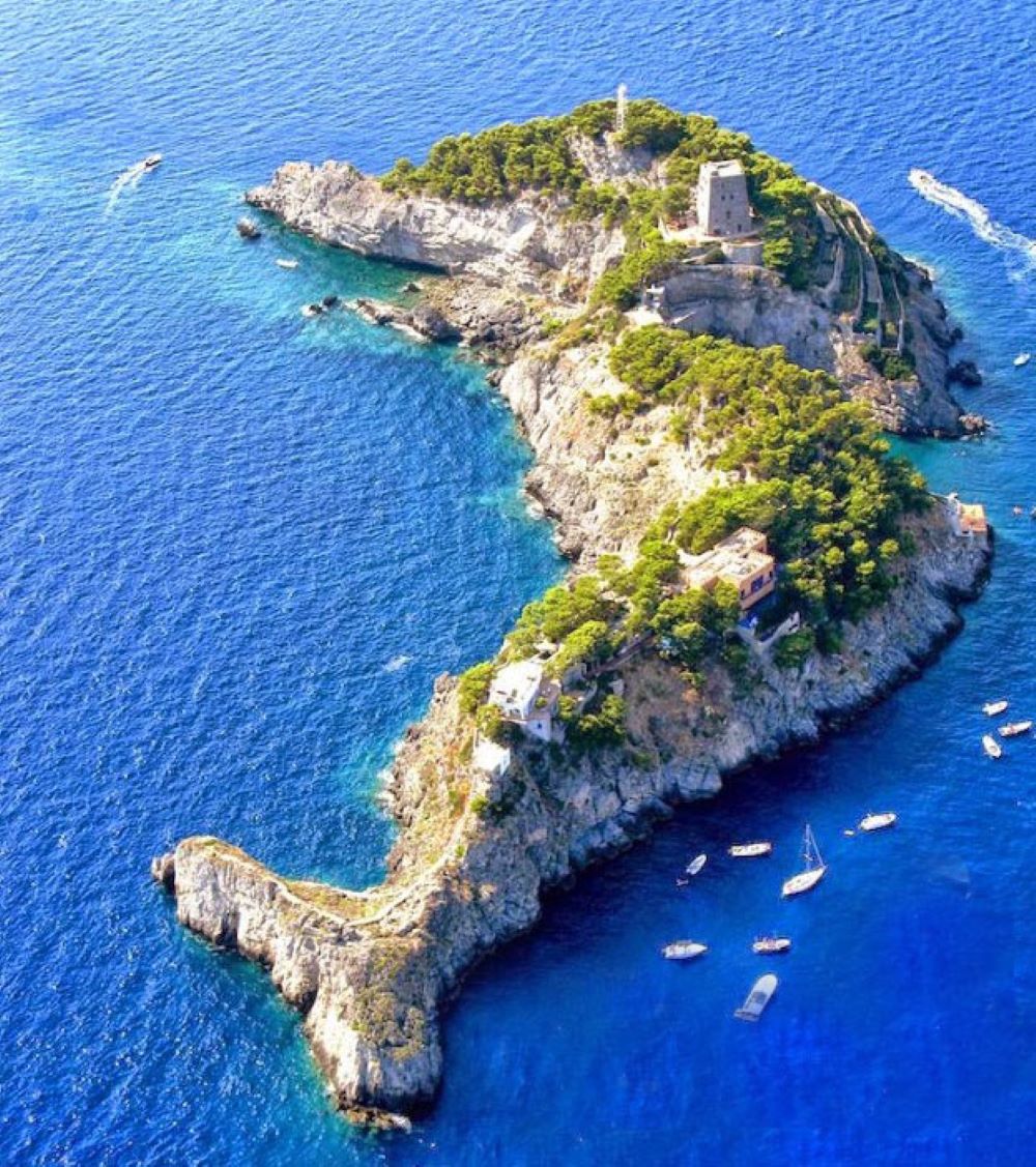 Ferragosto a Sorrento , la Costiera Amalfitana con le isole Li Galli , Ravello e Vietri sul Mare 13