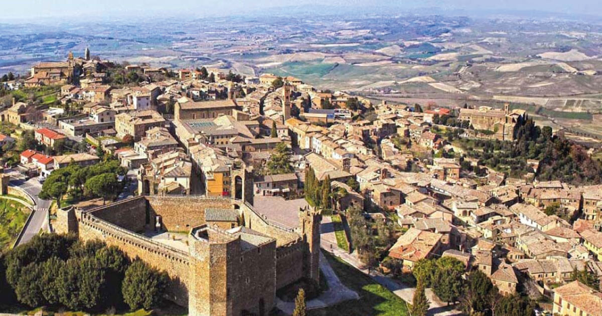Un viaggio tra la storia e i panorami fiabeschi della Val d'orcia 10