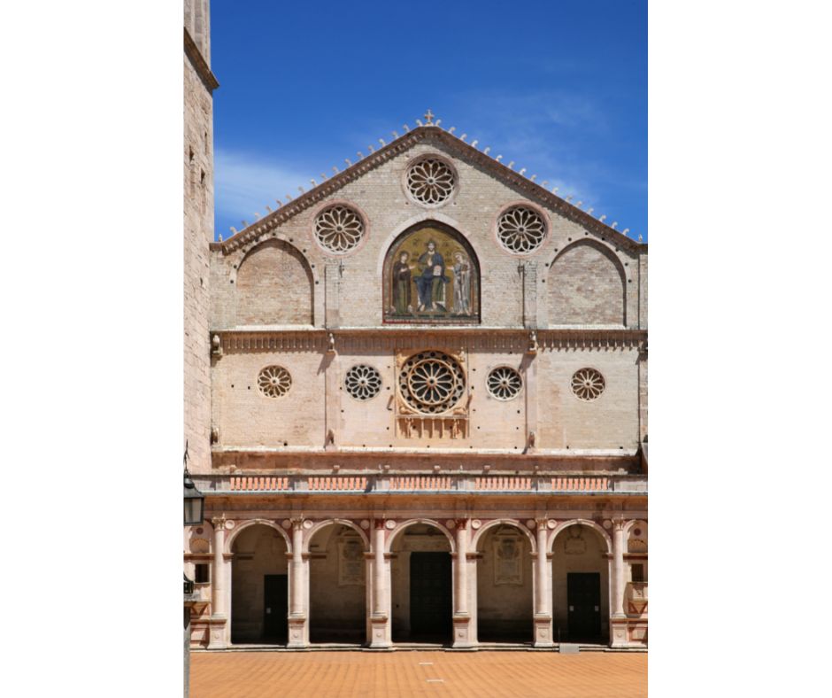 Le sorgenti di Rasiglia e gli scorci di Spoleto 6