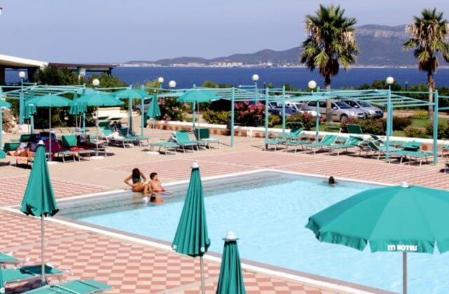 Tour della Sardegna e relax al mare 11