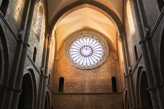 Gli Scorci di Bassiano e il mistero dell'Abbazia di Fossanova 2