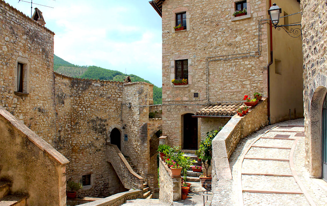 I 5 sensi dell'Umbria. Dai colori della Fioritura ai suoni delle Cascate delle Marmore 7