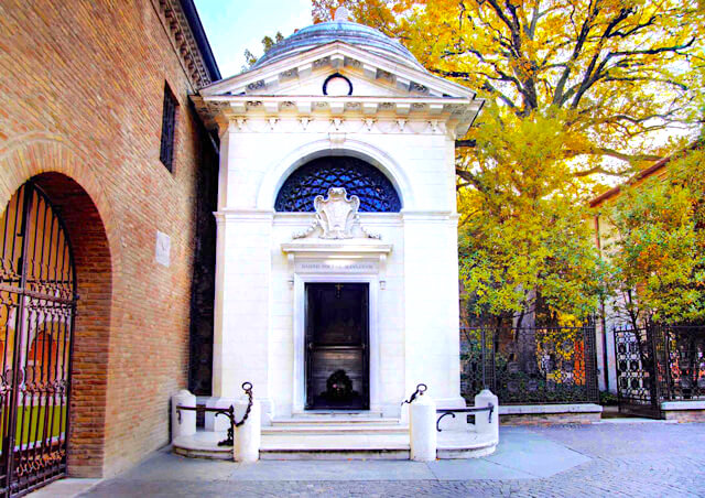 Firenze, Verona e Ravenna. Elogio al Sommo Poeta. 13