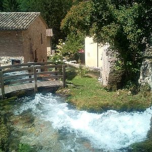 Trevi: un tuffo nel Medioevo al sapore di Castagna 6